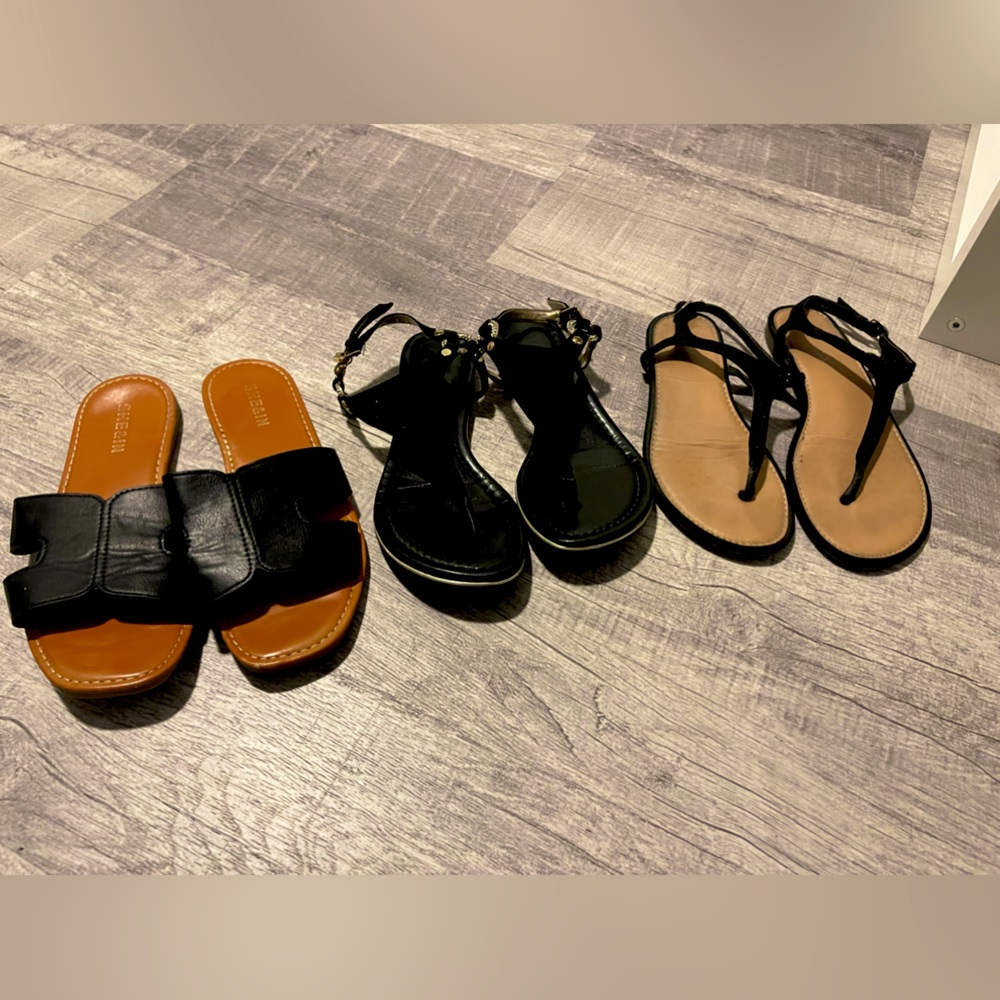 Black sandals size 5